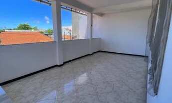 Imagem 2: ! Casa em Rua Pública