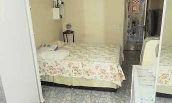 Imagem 7: Sobrado para venda possui 240 metros quadrados com 4 quartos em Vila Colorado - Suzano - S