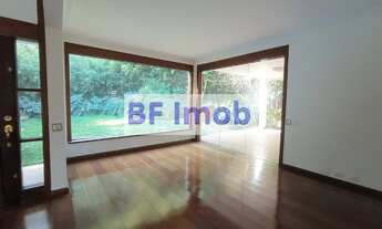 Imagem 6: Casa ampla em rua super tranquila com muito VERDE E SEGURANÇA!!