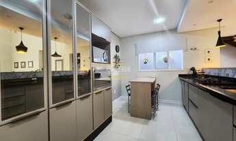 Imagem 6: CASA no JARDIM SOFIA com 5 quartos para VENDA, 320 m²