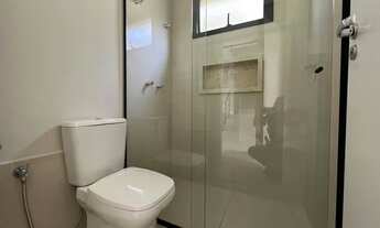 Imagem 3: Casa de condomínio sobrado para aluguel tem 176 metros quadrados com 3 quartos