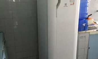 Imagem 6: Vaga p moças * quarto * metro Saude