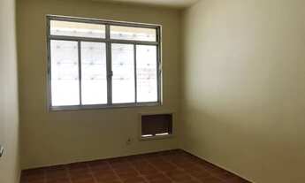 Imagem 6: Apartamento Vila da Penha 2 quartos, sala ampla, banheiro social, cozinha e banheiro emp