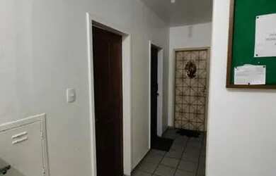 Imagem 3: Apartamento para venda com 70 metros quadrados com 2 quartos em Kobrasol - São José - SC