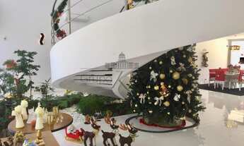 Imagem 2: Casa de condomínio para venda possui 613 metros quadrados com 6 quartos