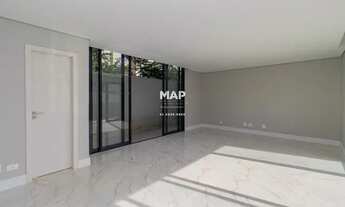 Imagem 3: Sobrdo em cond. com 187m² privativos contendo 3 quartos sendo 1 suíte no Bigorrilho