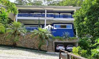 Imagem: Casa à venda de alto padrão com 4 suítes