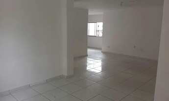 Imagem 7: Casa para aluguel e venda tem 400 metros quadrados com 6 quartos em Alto do Calhau - São L