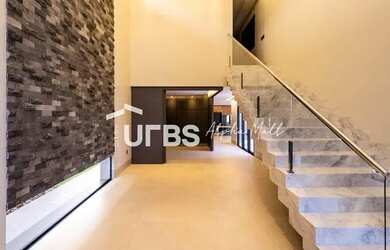 Imagem 3: Casa de condomínio para venda com 292 metros quadrados com 4 quartos