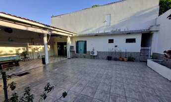 Imagem 2: Vendo excelente casa no Parque Dez, próx ao Mindu