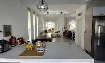 Imagem 6: Maravilhosa Casa com 3 Dormitórios sendo 1 Suíte Máster , Amplo quintal com Varanda Grill