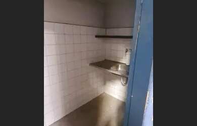 Imagem 2: Galpão para venda tem 556 metros quadrados em Penha Circular - Rio de Janeiro - RJ