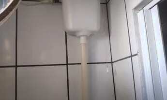 Imagem 2: Kitnet feminina mobiliada zap