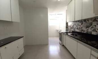 Imagem 2: Apartamento para venda possui 75 metros quadrados com 3 quartos em -