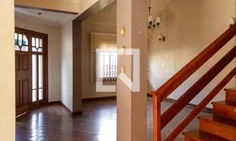 Imagem 4: Casa para Aluguel - Rubem Berta, 3 Quartos, 320 m2