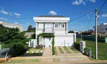 Imagem: Sobrado Estilo Neoclássico, Terras Alpha