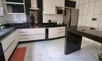 Imagem 7: Renascer/Betim - Casa com loja