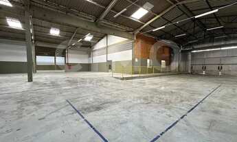 Imagem 4: Galpão 750m² para alugar em Blumenau, Itoupavazinha, com pátio amplo