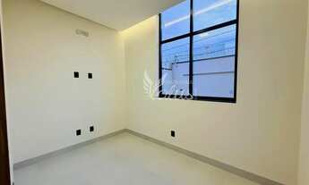 Imagem 4: Casa de 245 m² com 3 suítes, closet e área gourmet com piscina aquecida no Setor Sudoeste