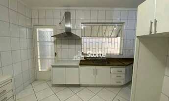 Imagem 3: Casa estilo sobrado com 4 dormitórios à venda, 266m² por R$ 950.000 - Centro (Fundinho)