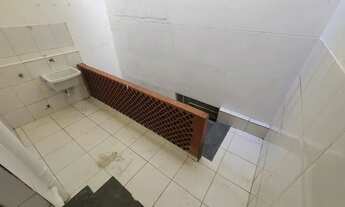 Imagem 13: AP. 02 QUARTOS COM ÁREA EXTERNA E 01 LANCE DE ESCADAS