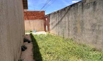 Imagem 6: ÁGIO DE CASA SETOR 11 NA RUA DO CRAS AGUAS LINDAS