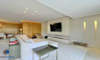 Imagem 6: Mansão Suspensa Mobiliada no Las Piedras com piscina e vista para a mata nativa