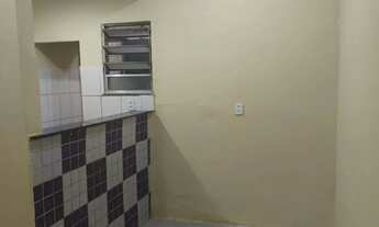 Imagem 2: Alugo Kitnet com cozinha americana e área de serviço