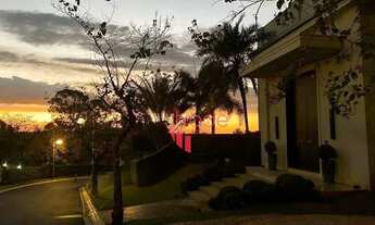 Imagem: Sobrado com 4 suites, altíssimo padrão