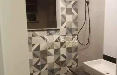 Imagem 6: Kitnet/Conjugado - / Residencial / Centro