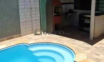 Imagem 4: Casa à venda, 3 quartos, 3 suítes, 6 vagas, Conjunto Pontal - Uberaba/MG