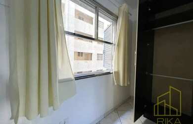 Imagem 2: Kitnet para Locação em Santos, ponta da praia, 1 dormitório, 1 banheiro, 1 vaga