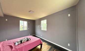 Imagem 7: Imóvel com 02 dormitórios, sendo 01 suíte, sala de estar, cozinha e sala de jantar conjuga