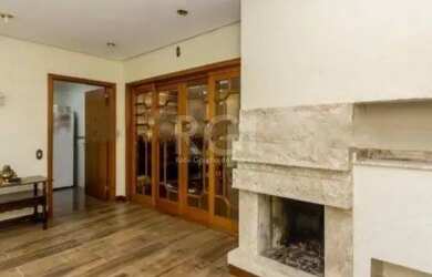 Imagem 2: Casa para Venda - 250m², 5 dormitórios, sendo 1 suites, 4 vagas - Sarandi