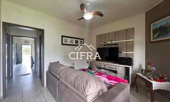 Imagem 6: Casa de Alvenaria - Venda - 03 dormitórios - 148m2 - Semi Mobiliada - Piscina Aquecida - E