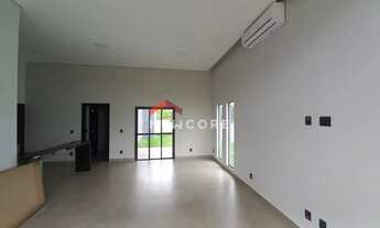 Imagem: Casa de condomínio em Rua José Maria Paixão