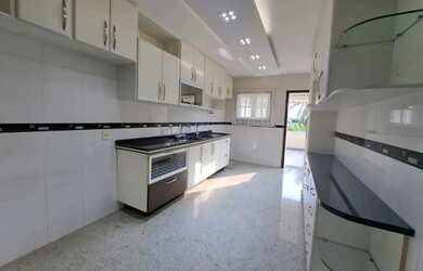 Imagem 4: Imóvel para venda com 300 metros quadrados com 4 quartos em Jacarepaguá - Rio de Janeiro