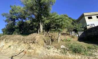 Imagem: Terreno amplo de 600 m² no Bairro Boa Morte