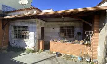 Imagem 3: Oportunidade para Investidores – Terreno com Excelente Potencial no Bairro Monsenhor Mário