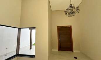 Imagem 5: Casa Nova de Alto Padrão à Venda em Condomínio Tranquilo