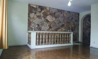 Imagem 2: Casa à venda em Barbacena, Centro, com 3 quartos, 115m²