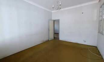 Imagem 5: Casa com Excelente Localização no Centro de Barbacena. Ideal para Clínicas ou Residencial