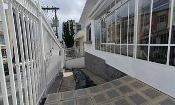 Imagem 2: Casa com Excelente Localização no Centro de Barbacena. Ideal para Clínicas ou Residencial