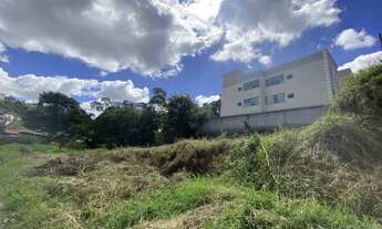 Imagem 3: Excelente Oportunidade! Lote de 1.200 m² Próximo ao Centro