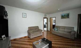 Imagem 2: Oportunidade no Bairro Floresta – Casa com Estrutura para Ampliação!