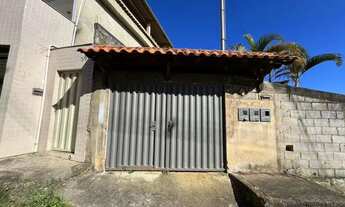 Imagem 2: Oportunidade no São Pedro – Casa com Terreno Amplo e Potencial de Construção!