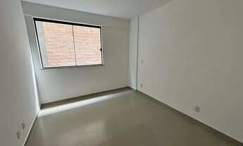 Imagem 2: Studio Collegiate One a venda