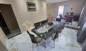 Imagem 2: Casa à venda em Caraguatatuba, Martim de Sá, com 3 quartos, 195m²