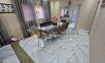 Imagem 4: Casa à venda em Caraguatatuba, Martim de Sá, com 3 quartos, 195m²