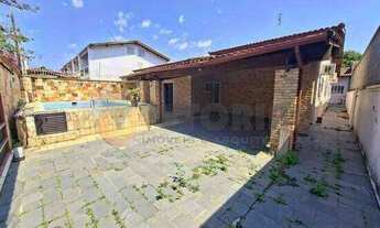 Imagem 2: Casa à venda em Caraguatatuba, Sumaré, com 5 quartos, 350m²